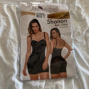 Ann Michell body shaper black
